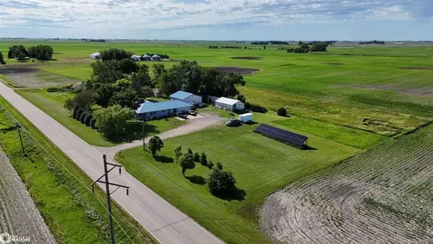 1307 470th St, Ledyard, IA 50556