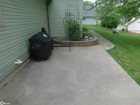 335 3rd St, Manning, IA 51455 photo 25