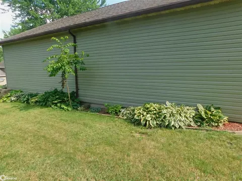 335 3rd St, Manning, IA 51455 photo 26
