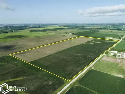 2301 330th Ave, Hartwick, IA 52232