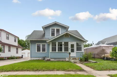 3229 Ave E, Council Bluffs, IA 51501