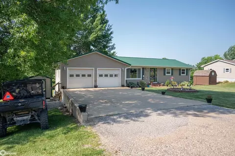 730 Liberty Dr, Warsaw, IL 62379