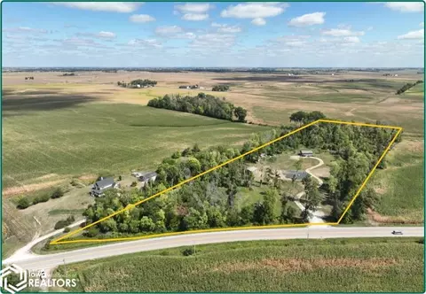 987 W Mt Vernon Rd, Mount Vernon, IA 52314