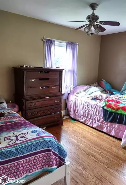 Bedroom - 201 7th Ave, Sully, IA 50251 photo 1 of 6