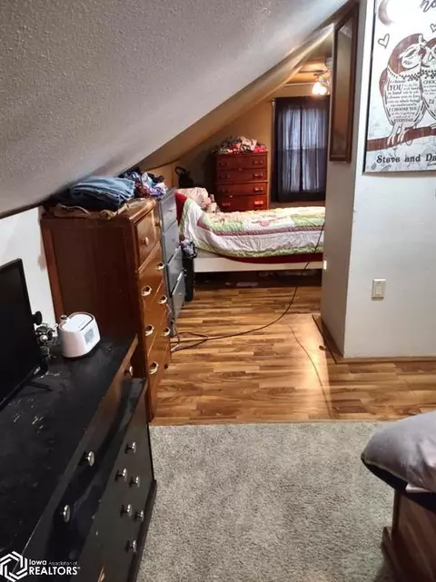 Bedroom - 201 7th Ave, Sully, IA 50251 photo 5 of 6