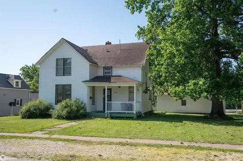 1310 Oak St, Hamilton, IL 62341