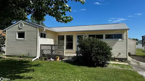 1509 Davis Ave, Grinnell, IA 50112