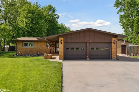 105 Crestview Dr, Burlington, IA 52601