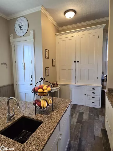 Kitchen - 111 W Maple St, Centerville, IA 52544 photo 1 of 7