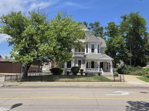 Exterior - 111 W Maple St, Centerville, IA 52544 photo 2 of 18