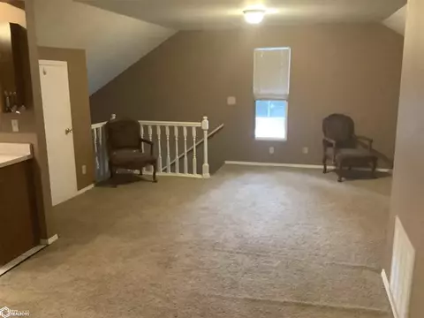 Living - 111 W Maple St, Centerville, IA 52544 photo 9 of 12