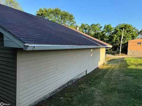 806 E Jackson St, Centerville, IA 52544 photo 6