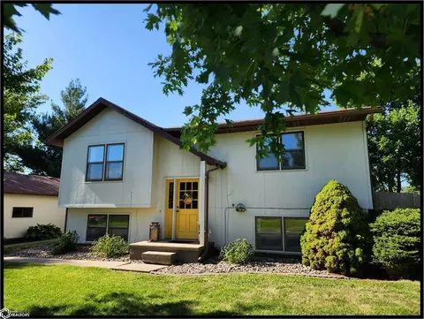 311 Smith St, Lewis, IA 51544