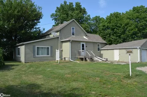3040 Simon Ave, Cedar, IA 52543