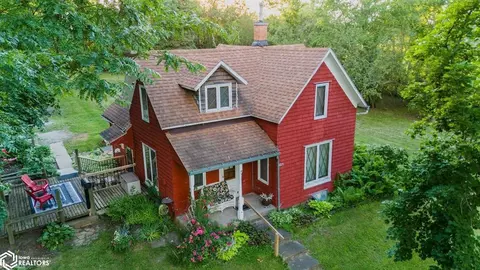 1021 S 5th Ave, Marshalltown, IA 50158
