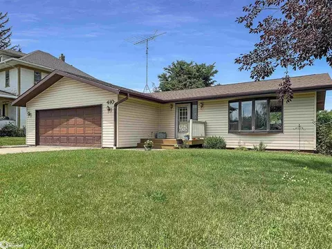 410 3rd, Dumont, IA 50625