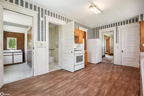 1005 7th St, Nevada, IA 50201 photo 11