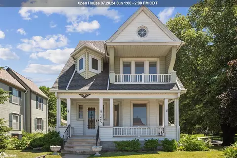 1005 7th St, Nevada, IA 50201