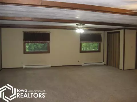 Living - 601 Maple St, Rolfe, IA 50581 photo 2 of 6