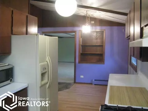 Kitchen - 601 Maple St, Rolfe, IA 50581 photo 3 of 4