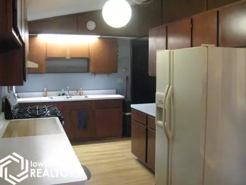 Kitchen - 601 Maple St, Rolfe, IA 50581 photo 2 of 4