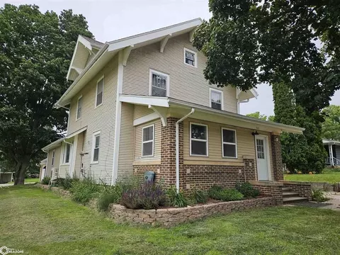 303 Pine St, Peterson, IA 51047