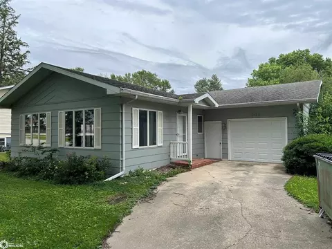 306 S Lincoln Ave, Graettinger, IA 51342