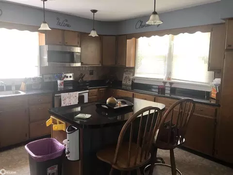 306 E Terry St, Centerville, IA 52544 photo 12