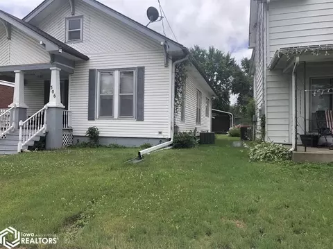 306 E Terry St, Centerville, IA 52544 photo 2