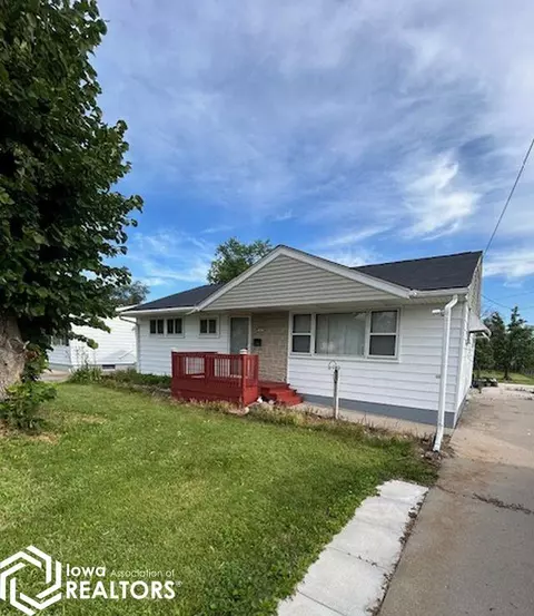 407 W South St, Marshalltown, IA 50158