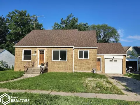 108 9th St N, Humboldt, IA 50548