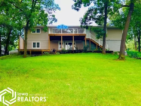 255 Whippoorwill Rd, Montezuma, IA 50171