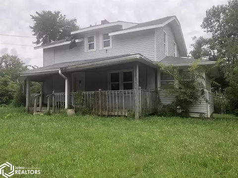 512 S 18th St, Centerville, IA 52544