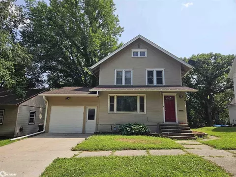 707 Leonard St, Sac City, IA 50583