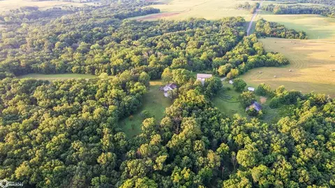 2482 593rd Trl, Albia, IA 52531