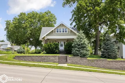 122 N 8th St, Missouri Valley, IA 51555