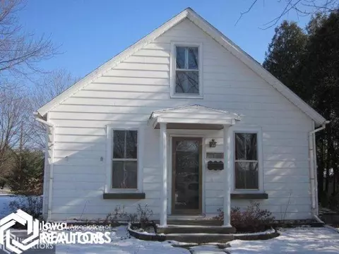 2122 Vogt St, Burlington, IA 52601