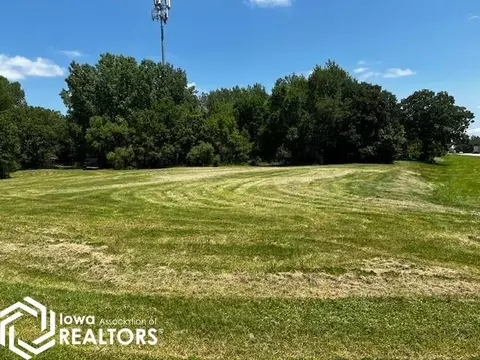 00000 Hwy 18 260th St, Clear Lake, IA 50428