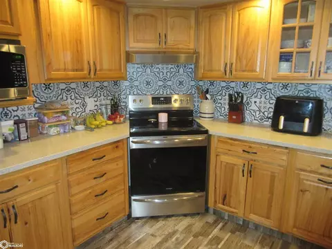 385 N 18th St, Hamilton, IL 62341 photo 11
