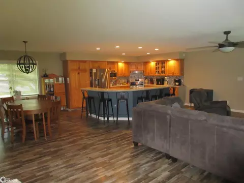 385 N 18th St, Hamilton, IL 62341 photo 7