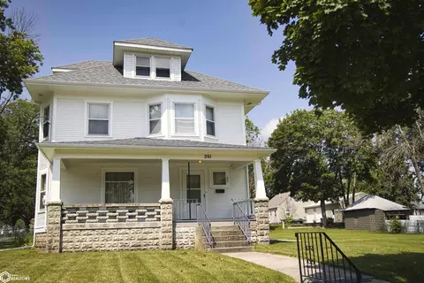 201 N Hewett Ave, Eagle Grove, IA 50533