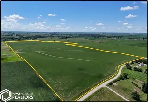 275 Th St, Marshalltown, IA 50158