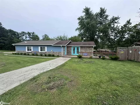 804 S 20th St, Centerville, IA 52544
