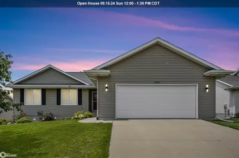 1880 49th St, Marion, IA 52302