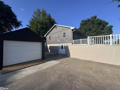 917 E Cross St, Centerville, IA 52544 photo 4