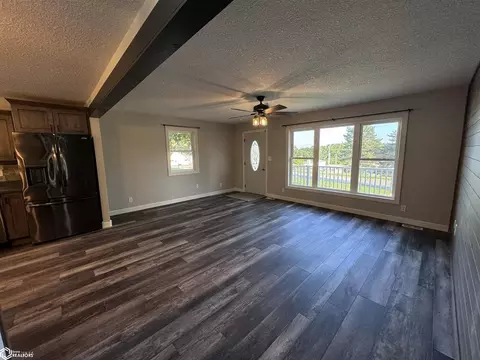 917 E Cross St, Centerville, IA 52544 photo 7
