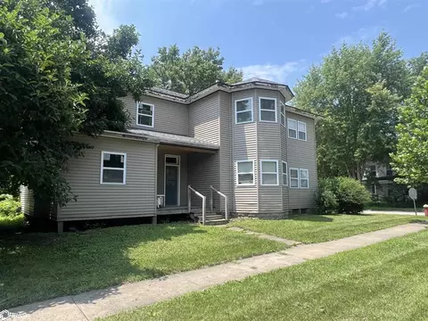 300 W Hempstead Ave, Fairfield, IA 52556