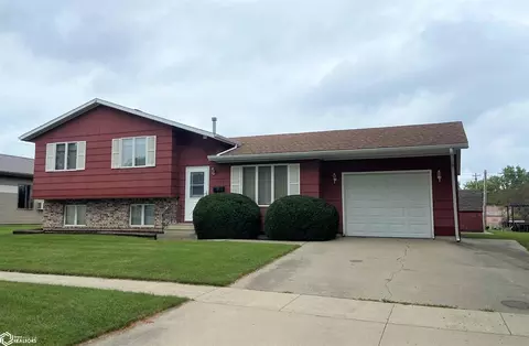 1115 E Linden St, Algona, IA 50511