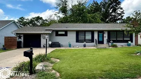 2128 Park Ln, Keokuk, IA 52632