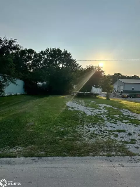 803 John St, Corning, IA 50841 photo 3